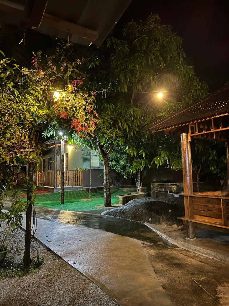 Bb Durio Chalet กัวลาตรังกานู ภายนอก รูปภาพ
