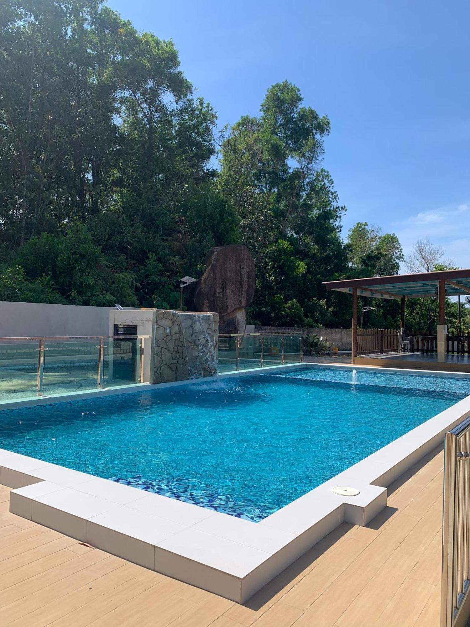 Bb Durio Chalet กัวลาตรังกานู ภายนอก รูปภาพ